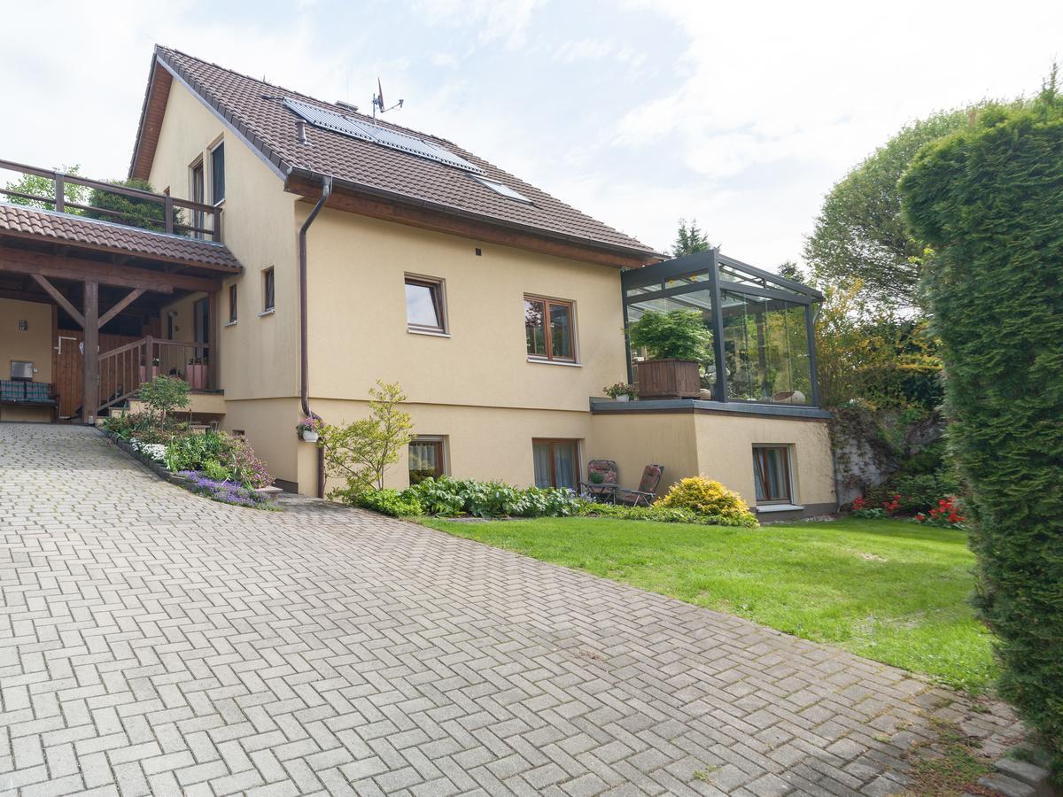 Ferienwohnung Ueber Den Daechern Von Dresden Exterior photo